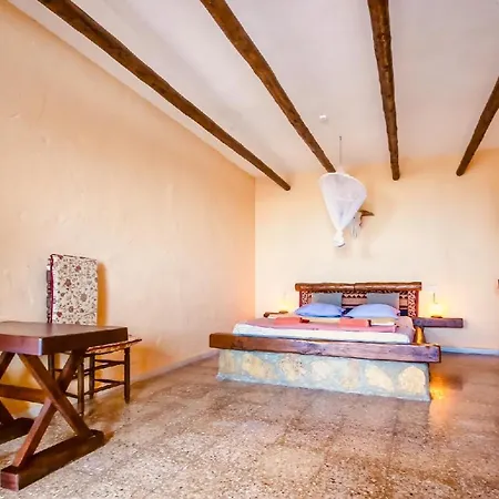 Pinkflamingo 3* Денія