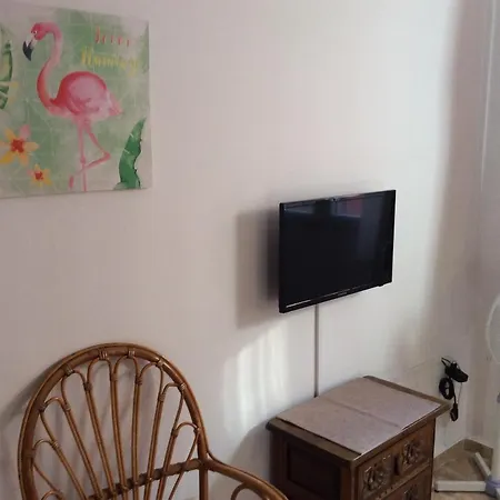 Pinkflamingo Guest house 3*