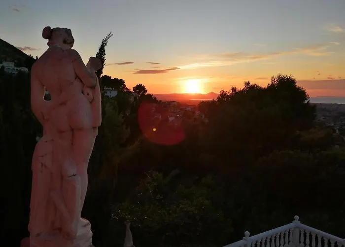 Pinkflamingo Guest house Denia